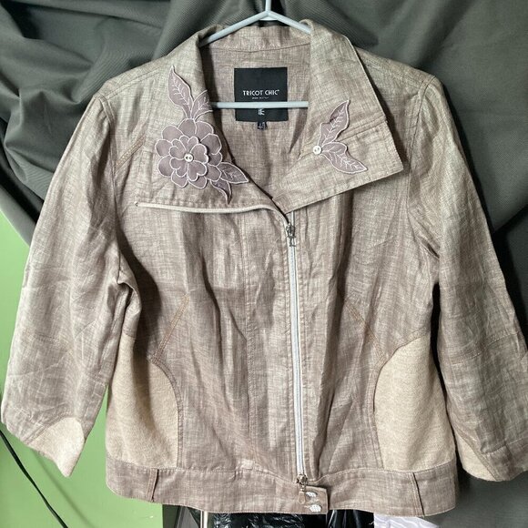 TRICOT CHIC Jackets & Blazers - TRICOT CHIC Linen Jacket size 12 US